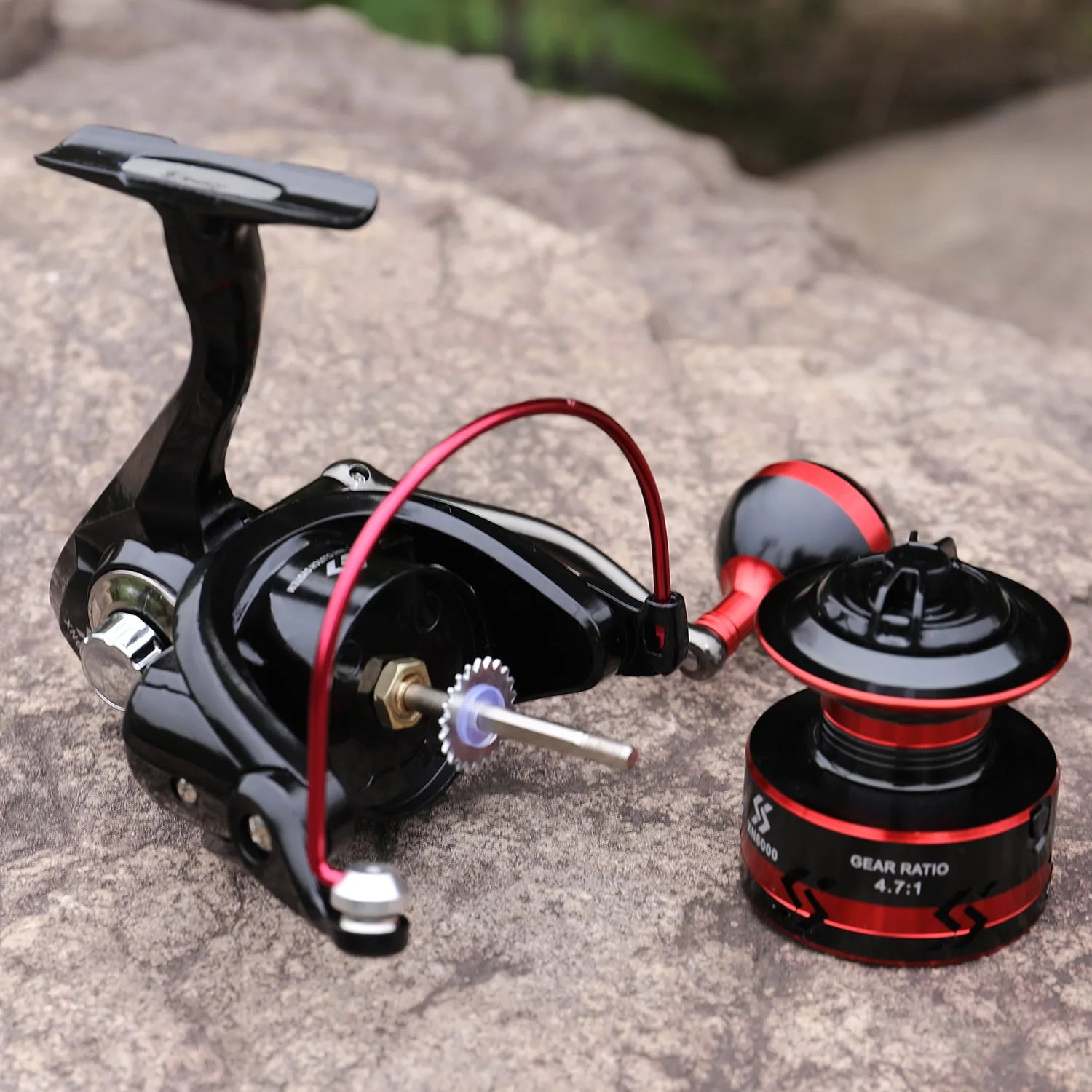 aSpinning Fishing Reel