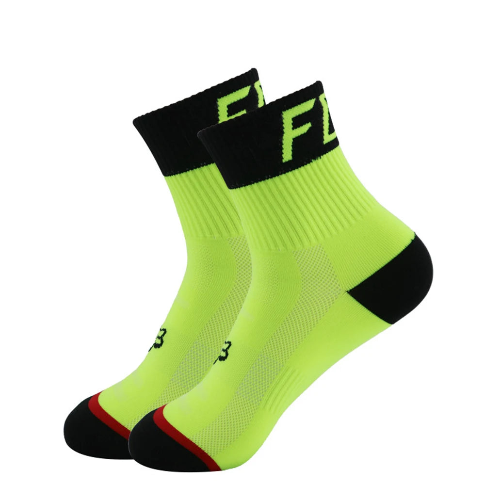 Aero Seamless Cycling Socks