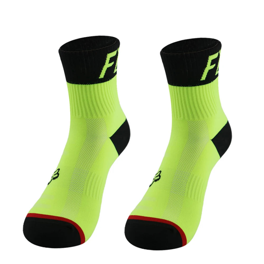 Aero Seamless Cycling Socks